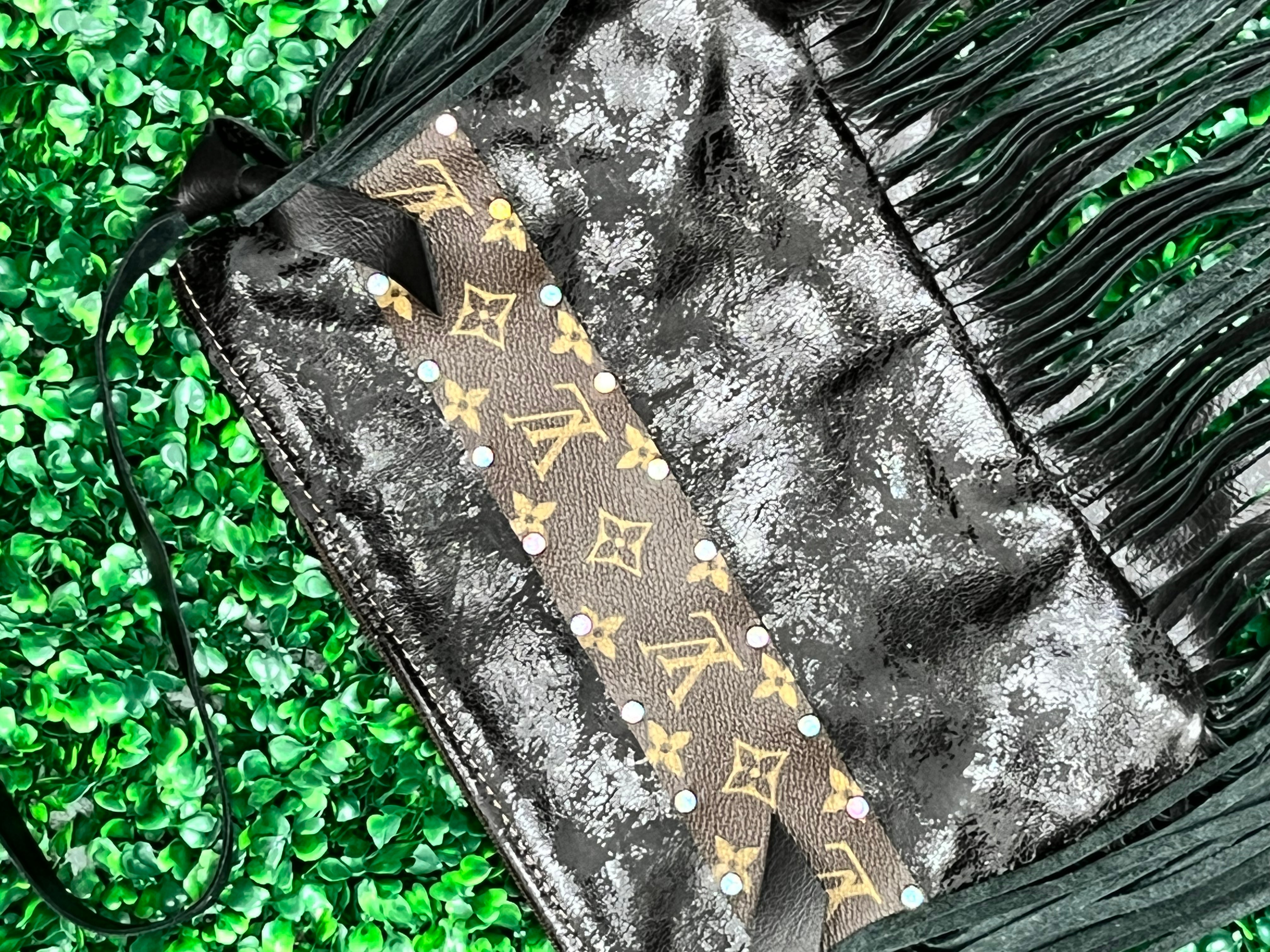 The Maxine Crossbody