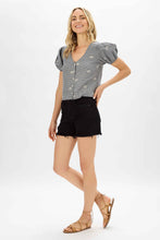 Load image into Gallery viewer, Judy Blue Mid Rise Fray Tulip Hem Short
