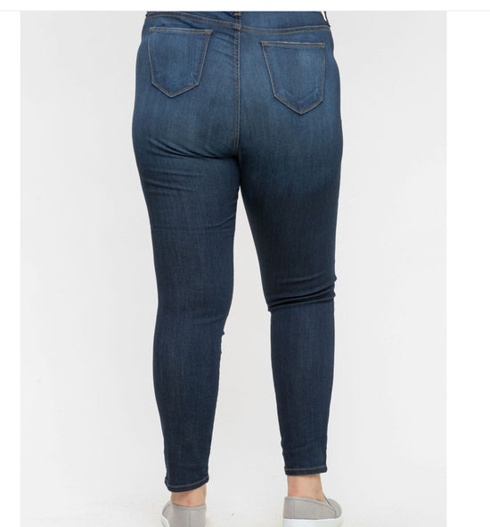 Judy Blue Dark Wash Super Stretchy & Soft Non Distressed Rayon Skinny