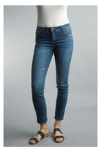 Load image into Gallery viewer, Retreat Reversible Jeans
