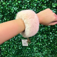 Load image into Gallery viewer, Faux Fur Key Chain
