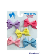 Load image into Gallery viewer, 5 Pack Tiny Wee One Bows *FINAL SALE*
